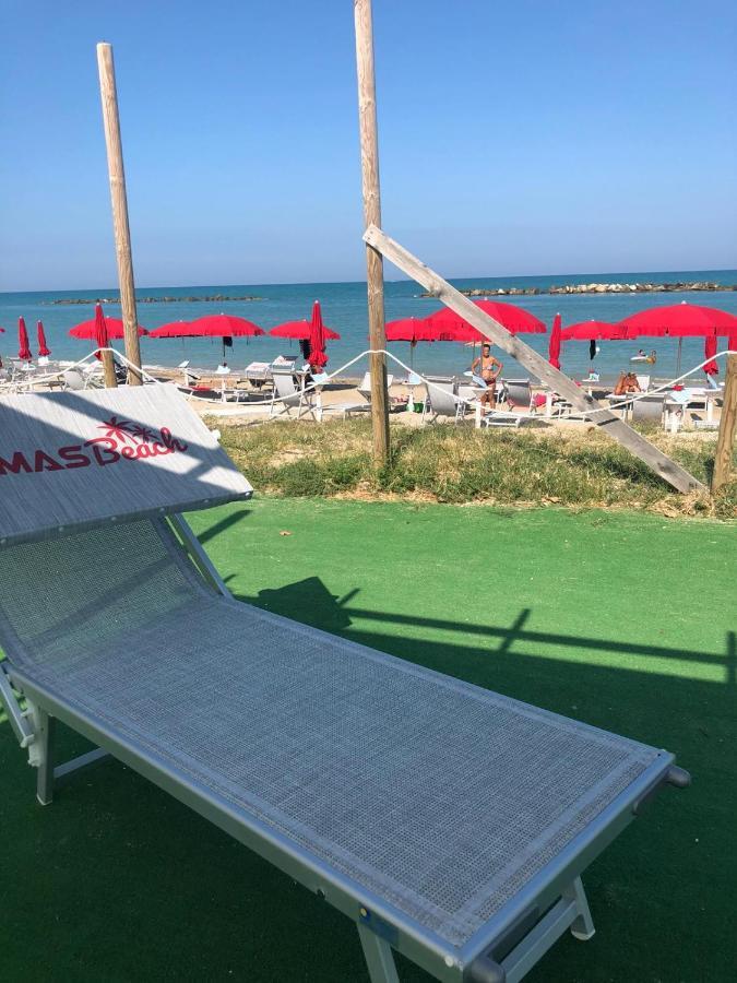 Ambruosi Village Resort & Spa Massignano Exteriér fotografie